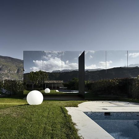 Mirror Houses Bozen Extérieur photo